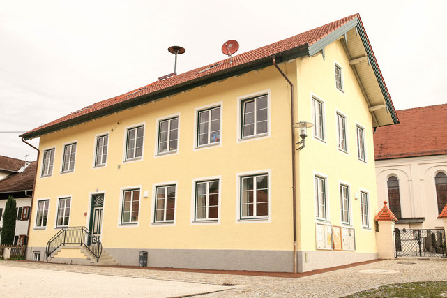 Planungsbüro Iffeldorf - Thomas Link - Sanierungen-Sanierung altes Schulhaus Antdorf